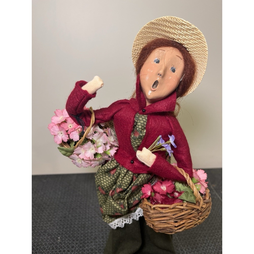 Vtg Byers Choice Caroler Woman Cries Of London Flower Seller Baskets Of Flowers